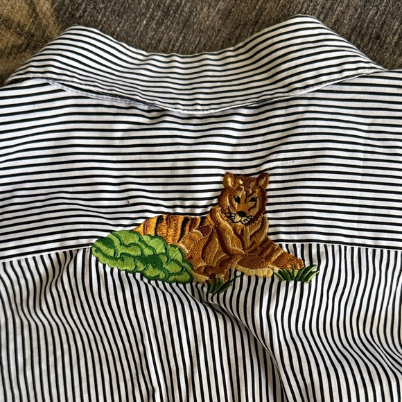 RARE VINTAGE Striped Shirt button down  Tiger Embroidery - Picture 7 of 7